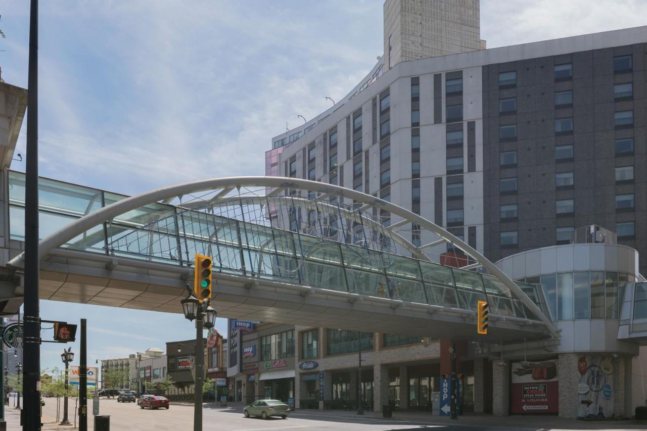 Wyndham Grand Fallsview Hotel Niagara Falls Extérieur photo