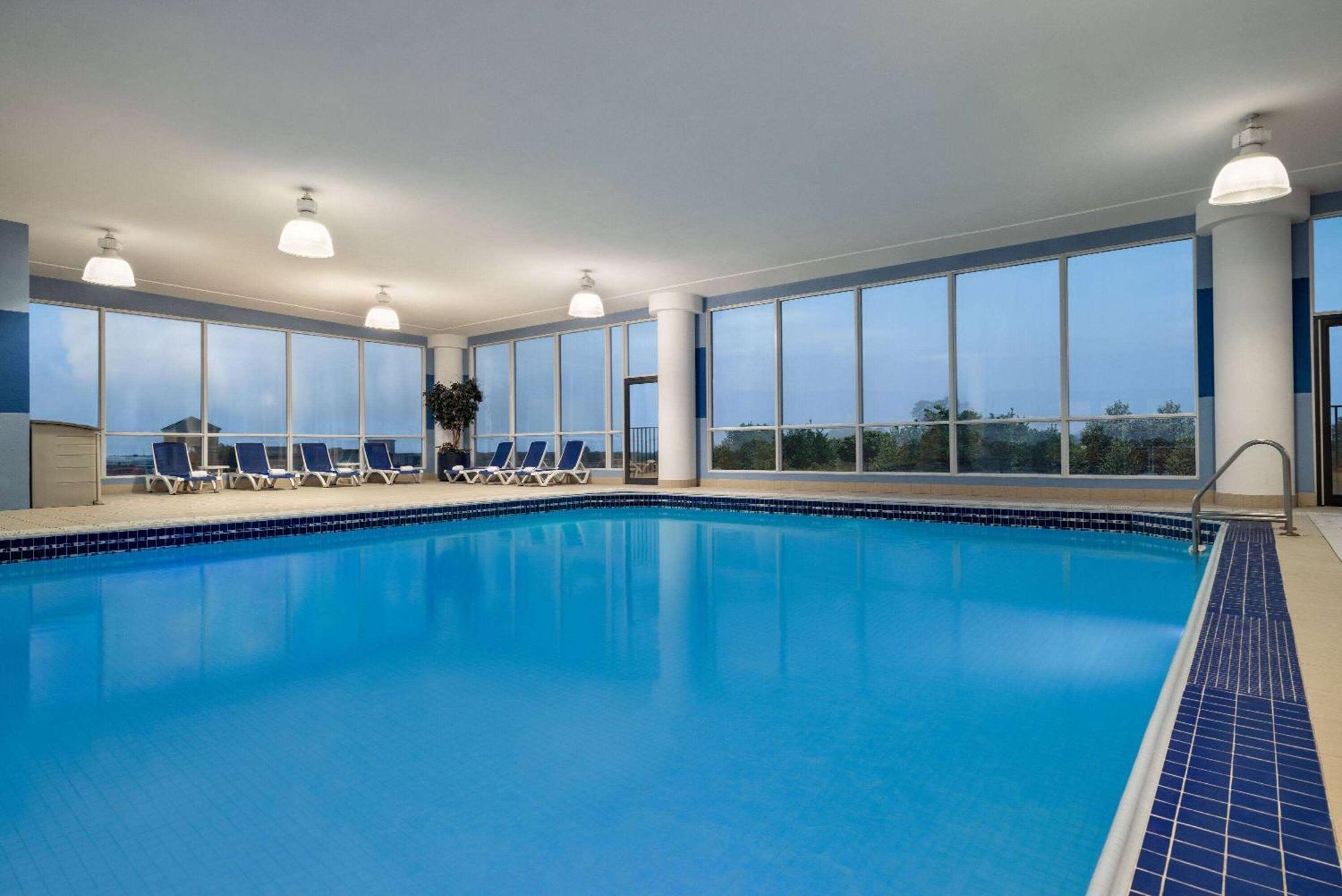 Wyndham Grand Fallsview Hotel Niagara Falls Extérieur photo