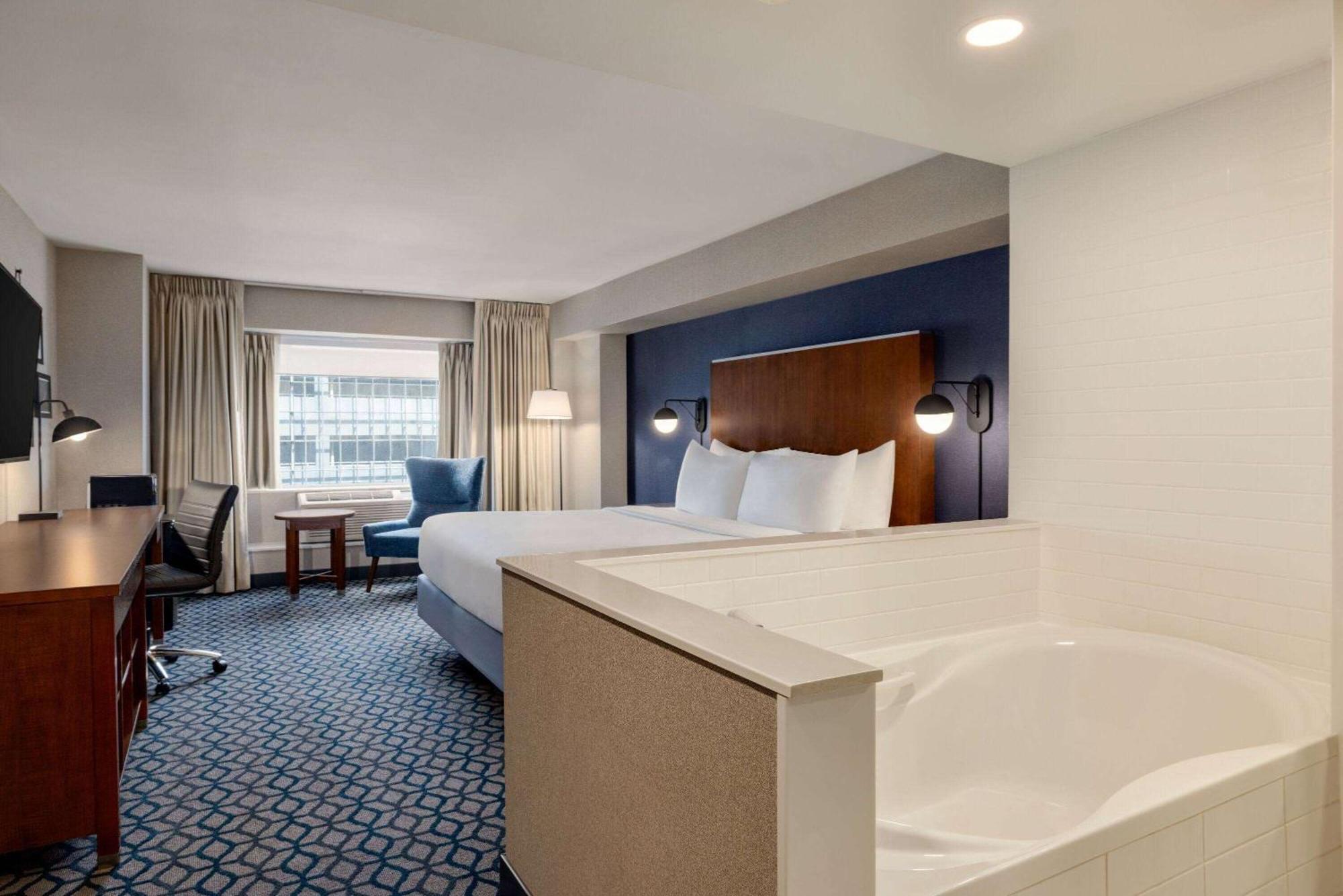 Wyndham Grand Fallsview Hotel Niagara Falls Extérieur photo