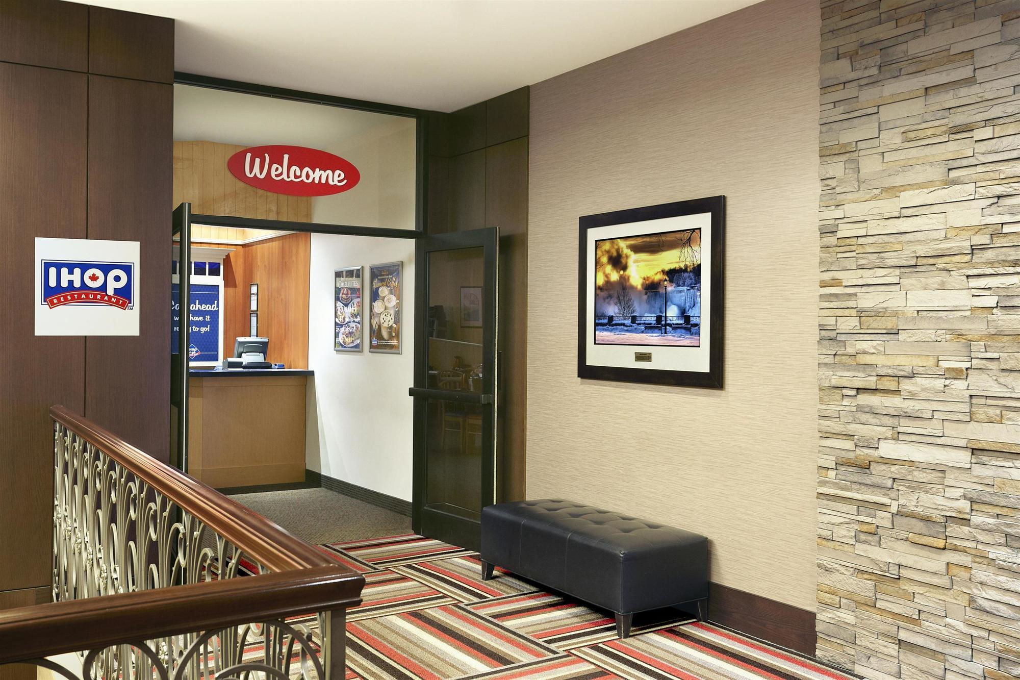 Wyndham Grand Fallsview Hotel Niagara Falls Extérieur photo